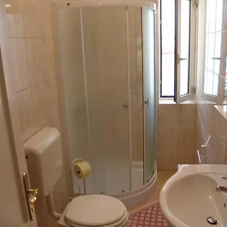 Apartment Cerovac *