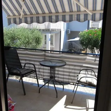 Apartment Cerovac *